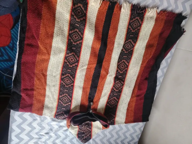 Poncho de lana multicolor - 2