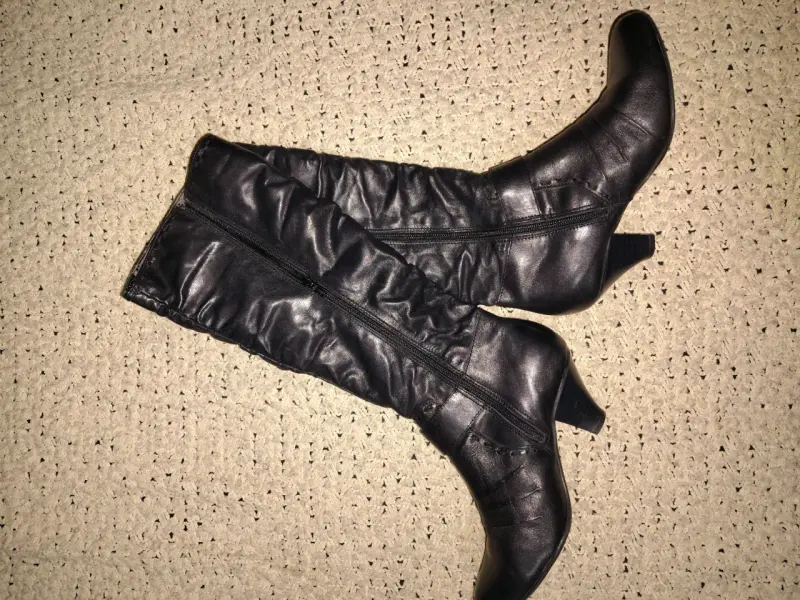 Botas negras de cuero sintético - 2