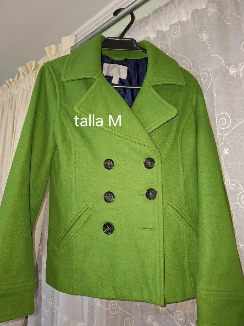 Abrigo verde doble botonadura talla M - 1