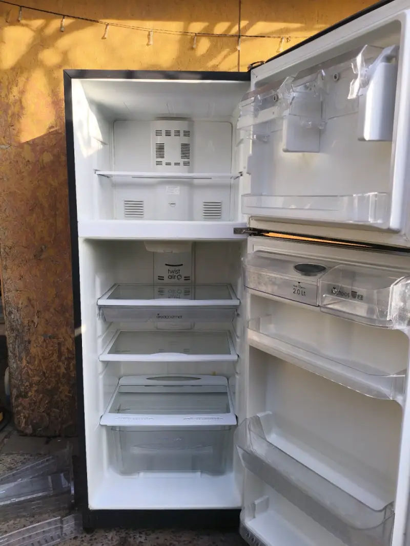 Refrigerador Mabe con dispensador - 3