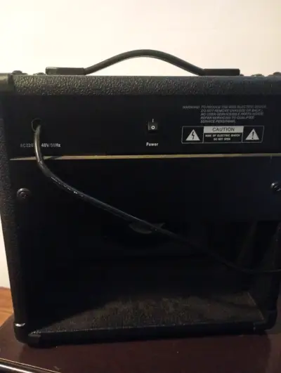 Amplificador de guitarra XGTR GA-15T - miniatura 2