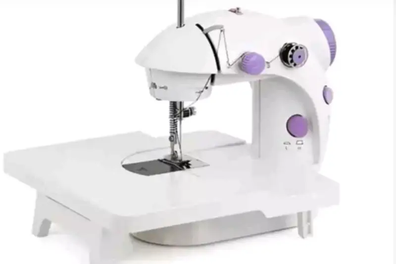Máquina de coser portátil - 1