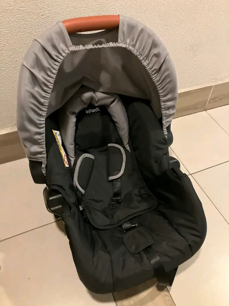 Coche de bebé plegable gris - 5
