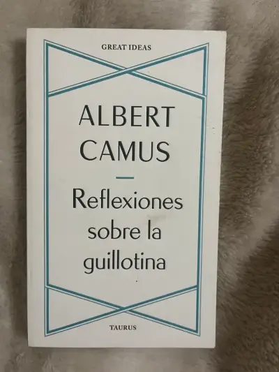 Libro 'Reflexiones sobre la guillotina' - miniatura 1