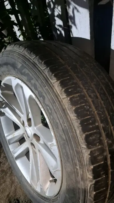 Rueda de aleación Ford usada 245/60 R18 - miniatura 2