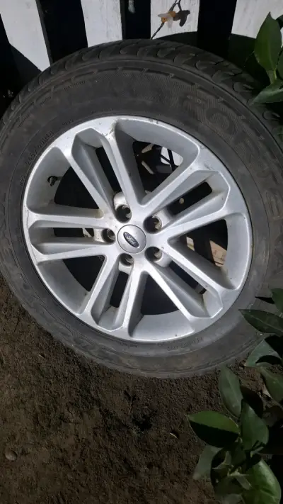 Rueda de aleación Ford usada 245/60 R18 - miniatura 3