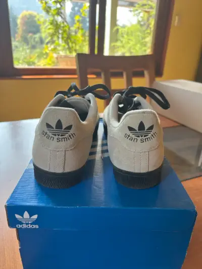 Zapatillas Adidas Stan Smith beige gamuza - miniatura 4