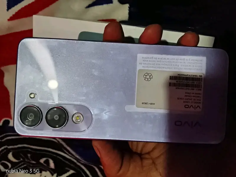 Smartphone Vivo YO4 5G - 6