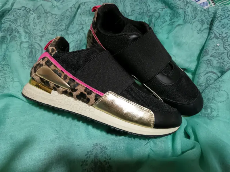 Zapatillas deportivas con estampado leopardo - 1