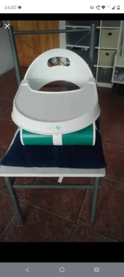 Silla alta para bebé blanca - miniatura 2