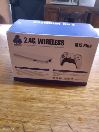 Control inalámbrico 2.4G M15 Plus - miniatura 1