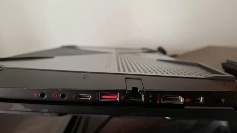 Laptop HP Omen gaming - 4