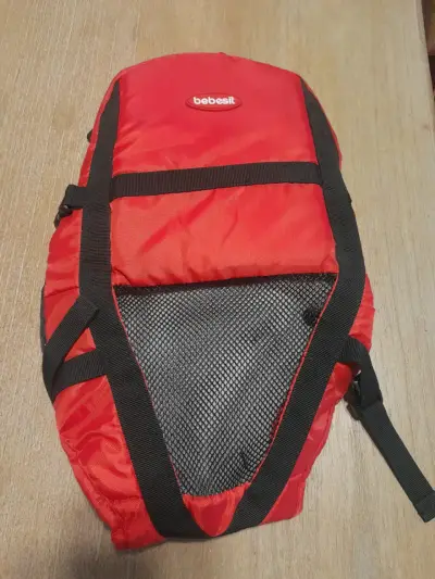 Mochila porta bebé roja Bebesit - miniatura 2
