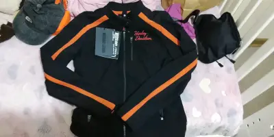 Chaqueta Harley Davidson blanca y negra - miniatura 2