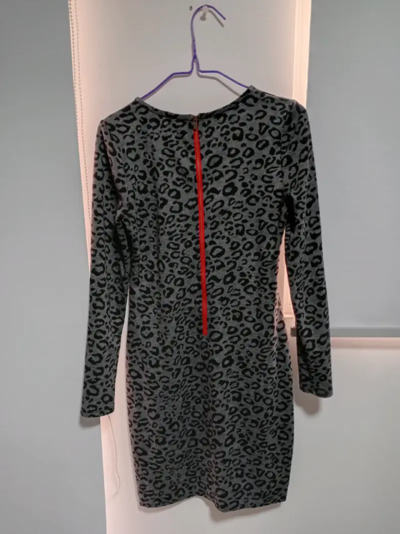 Vestido de leopardo gris con negro - 2