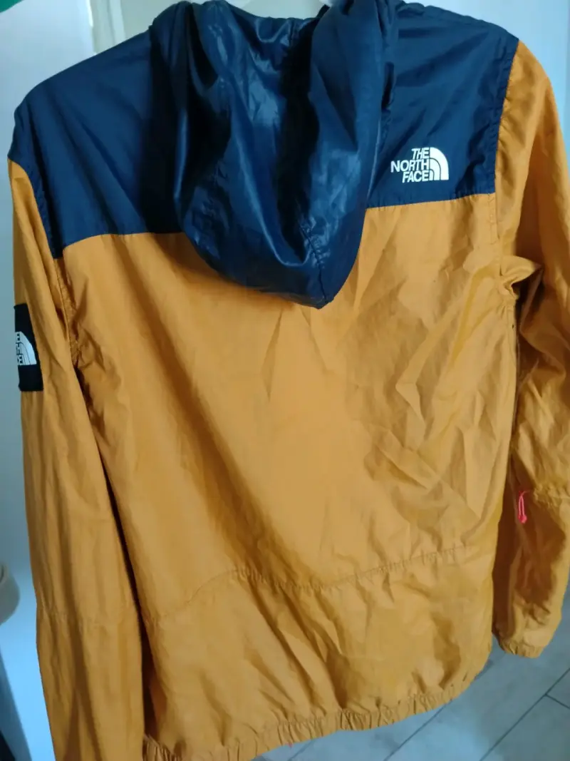 Chaqueta The North Face azul y naranja - 2