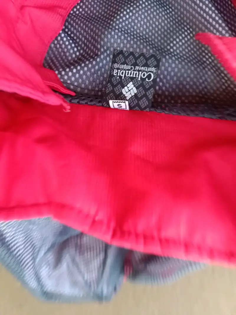 Chaqueta Columbia roja y negra - 3