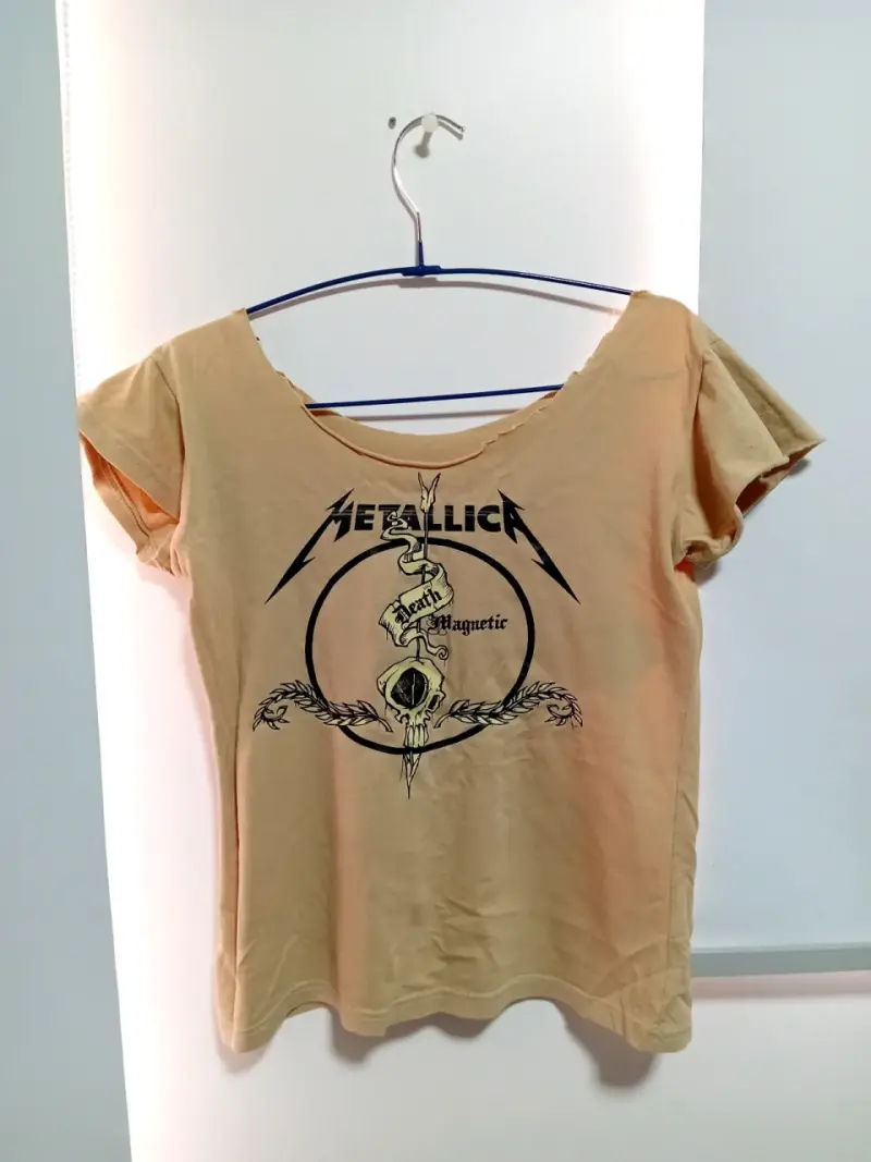 Polera beige Metallica Death Magnetic - 1