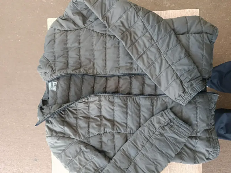 Chaqueta acolchada gris - 1