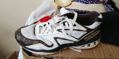 Zapatillas deportivas naranjas - miniatura 2