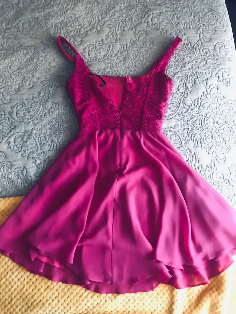 Vestido rosa con encaje - 3