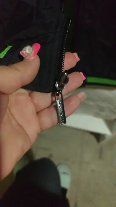 Chaqueta NB deportiva negra y verde - miniatura 3