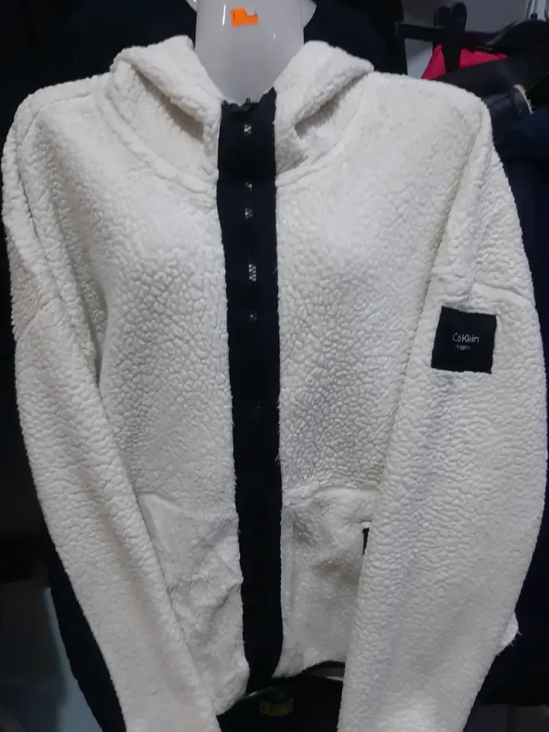 Chaqueta Calvin Klein blanca - 3