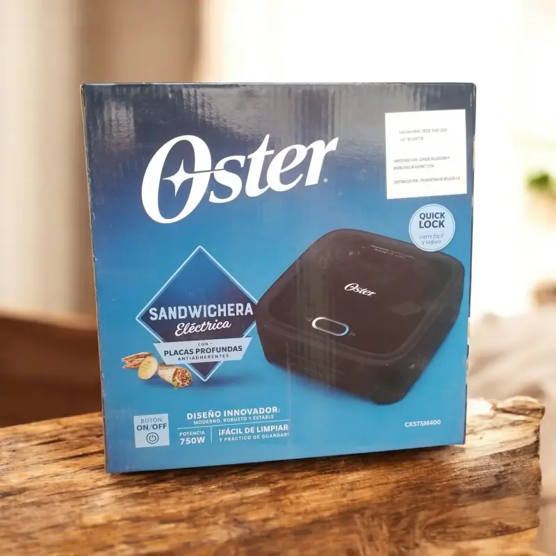 Sandwichera Eléctrica Oster 750W