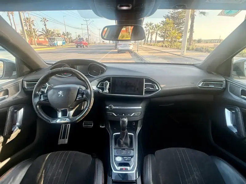 Peugeot 308GT HDIBlue diésel - 4