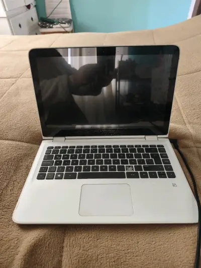 Notebook Tablet HP x360 310 G1 Touch usado - miniatura 2
