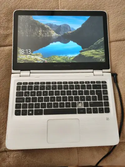 Notebook Tablet HP x360 310 G1 Touch usado - miniatura 6