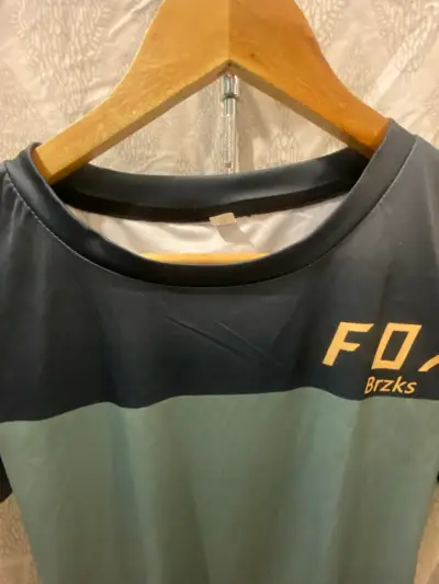 Polera deportiva FOX verde y gris - miniatura 2
