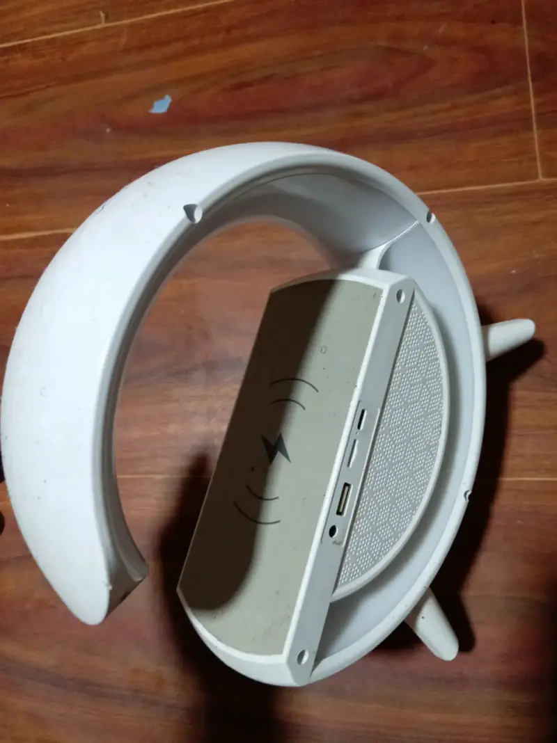 Cargador inalambrico blanco