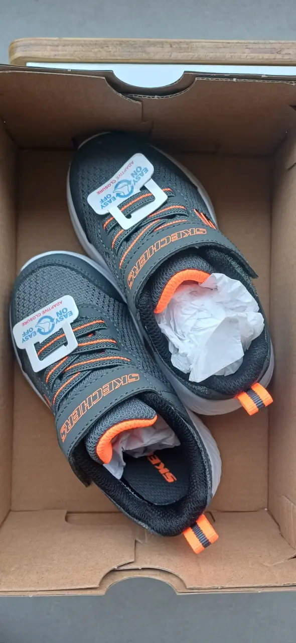 Zapatillas Skechers gris y naranja - 1