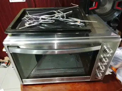 Horno eléctrico Thomas plateado de 60 litros - miniatura 2