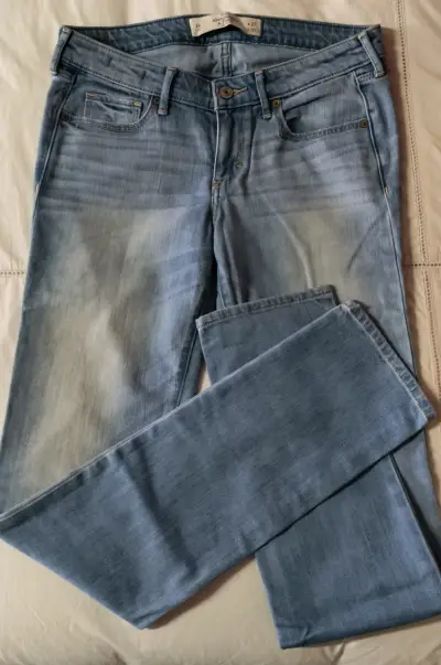 Jeans azul claro mujer Abercrombie - miniatura 1