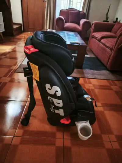 Silla de auto Bebesit negra - miniatura 2