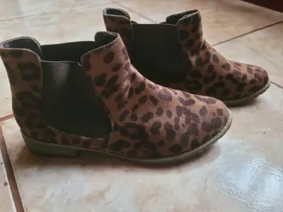 Sandalias y botines de mujer - miniatura 2