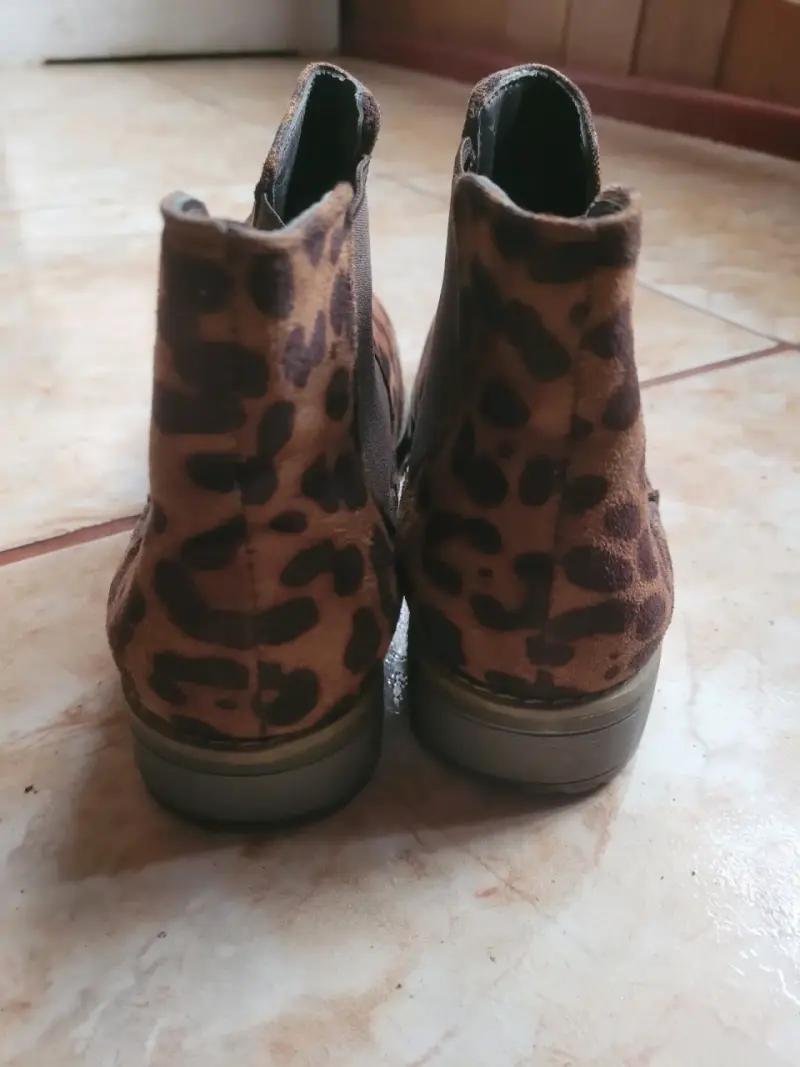 Sandalias y botines de mujer - 6