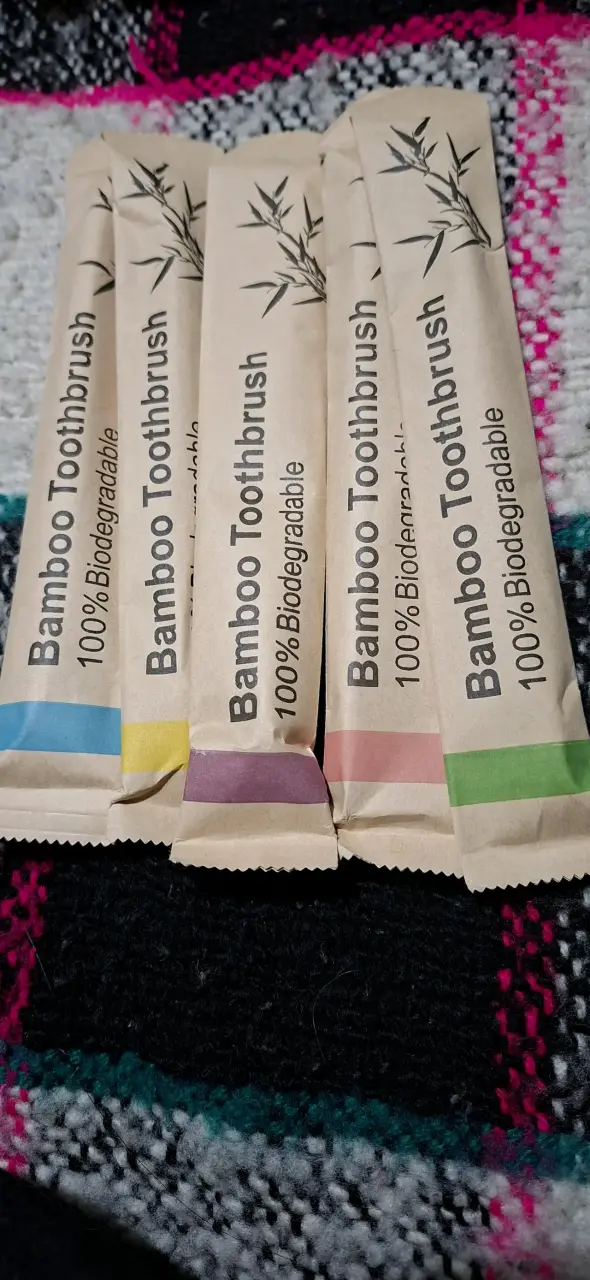 Cepillo de dientes de bambú - 2