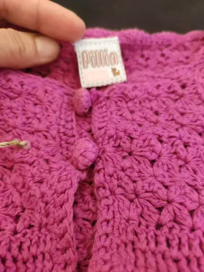 Chaleco tejido bebé fucsia - miniatura 1
