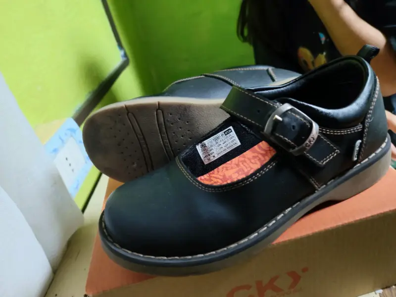 Zapatos escolares CKY negros - 4