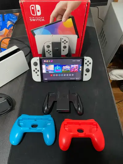 Consola Nintendo Switch Oled con accesorios - miniatura 2