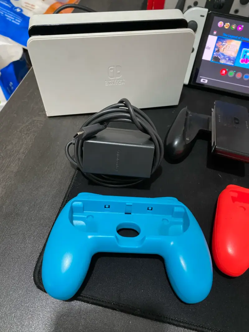 Consola Nintendo Switch Oled con accesorios - 3