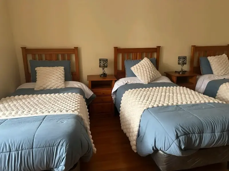 Venta muebles de dormitorio y comedor - 2