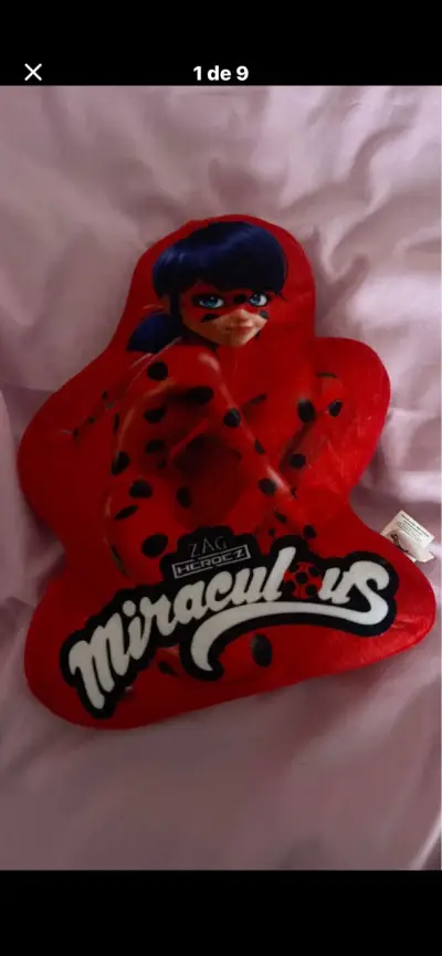 Cojín de Miraculous rojo - miniatura 1
