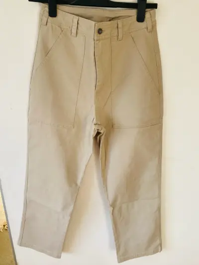Pantalón beige casual marca HAKA HONU - miniatura 1