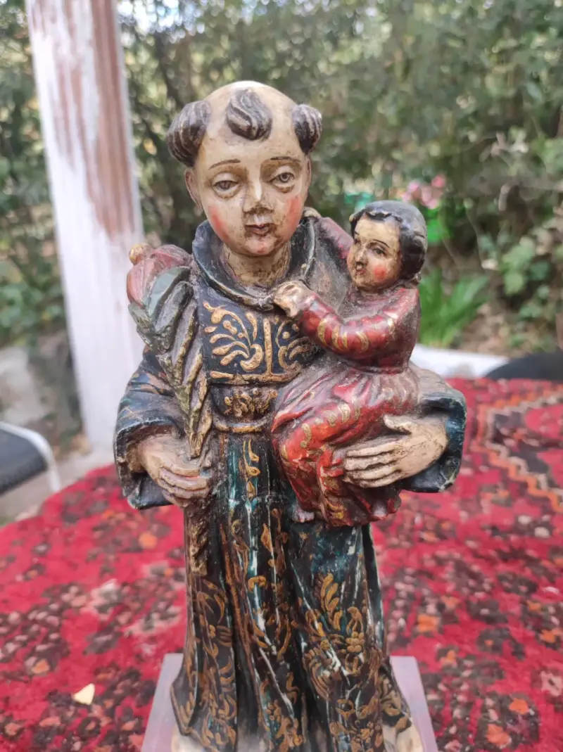 Figura religiosa antigua - 1