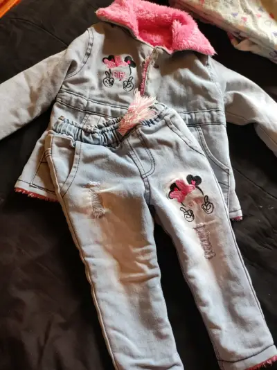 Conjunto jeans infantil bordado - miniatura 2