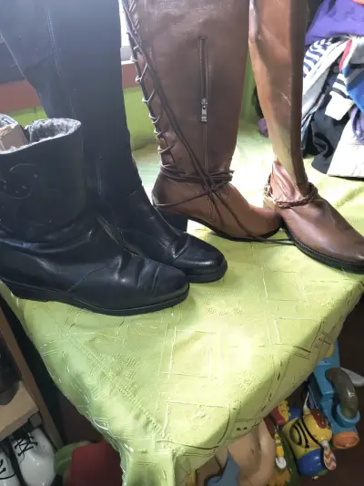 Botas altas de cuero marrón - miniatura 2